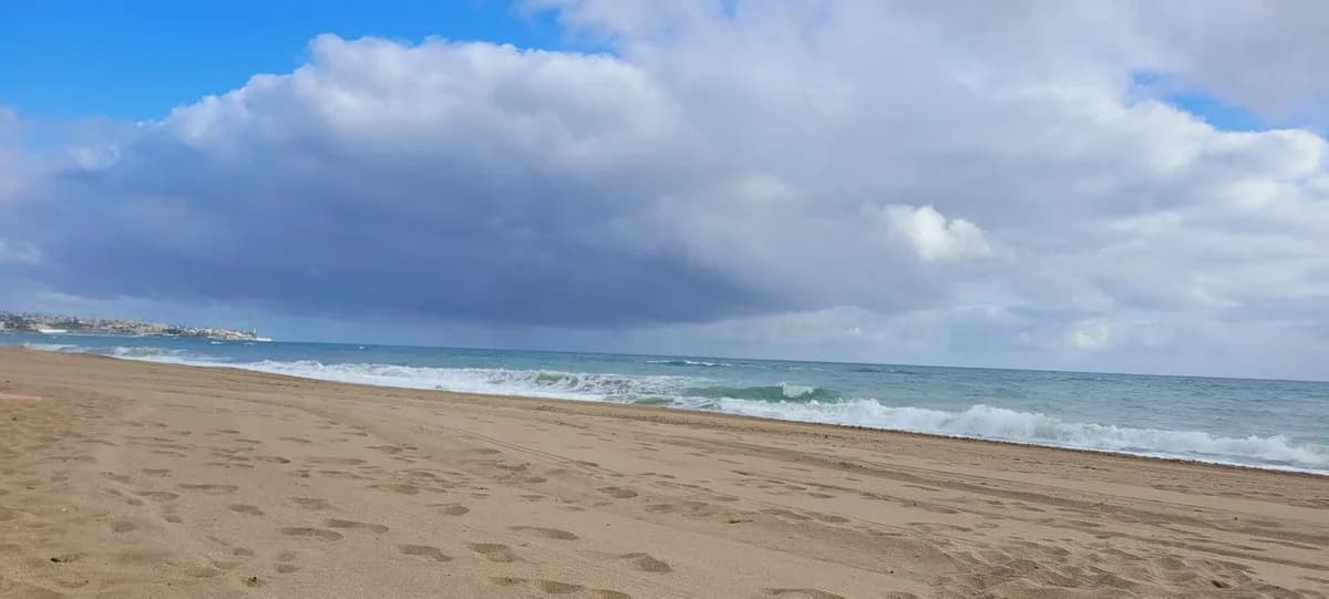 2 Bedroom Ground Floor Apartment for Sale in Calahonda, Málaga - Image 6