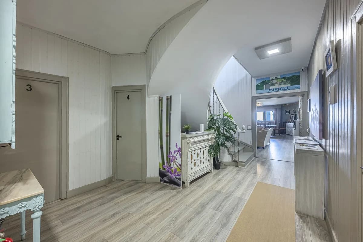 12 Bedroom Detached Villa for Sale in Marbella, Málaga - Image 2
