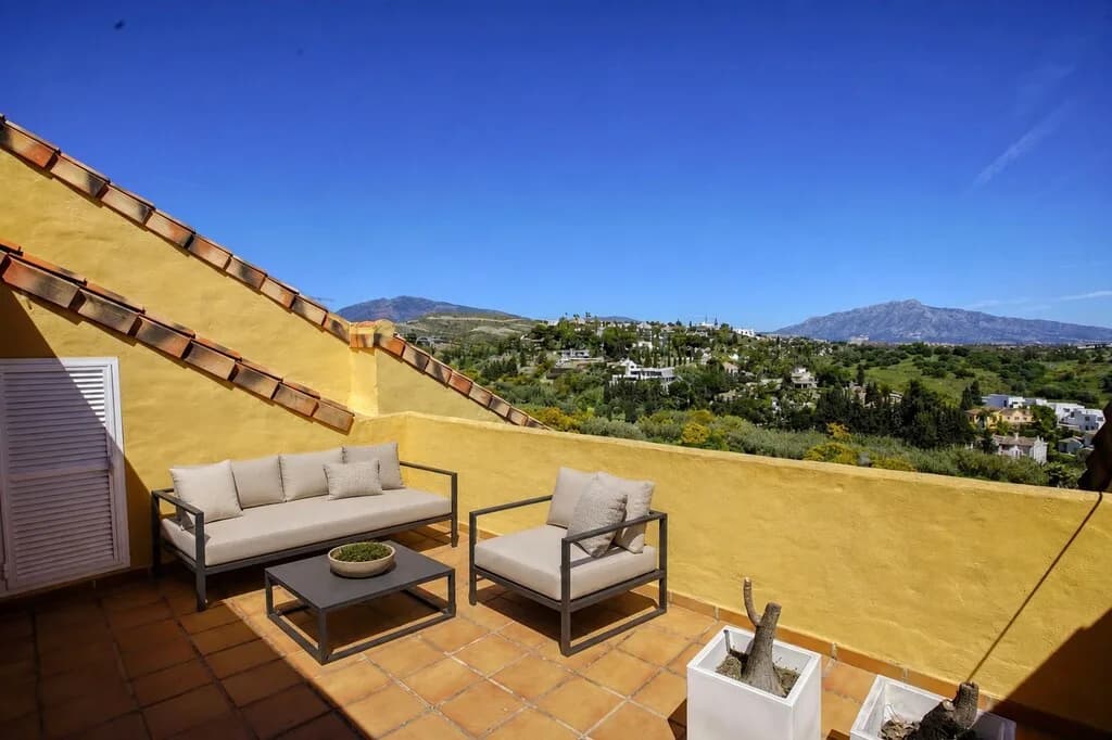 3 Bedroom Penthouse Duplex for Sale in Bel Air, Málaga