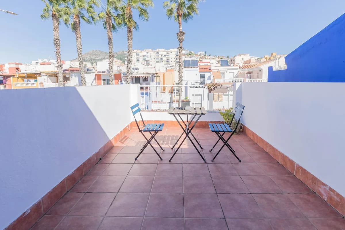 2 Bedroom Duplex for Sale in El Palo, Málaga - Image 6