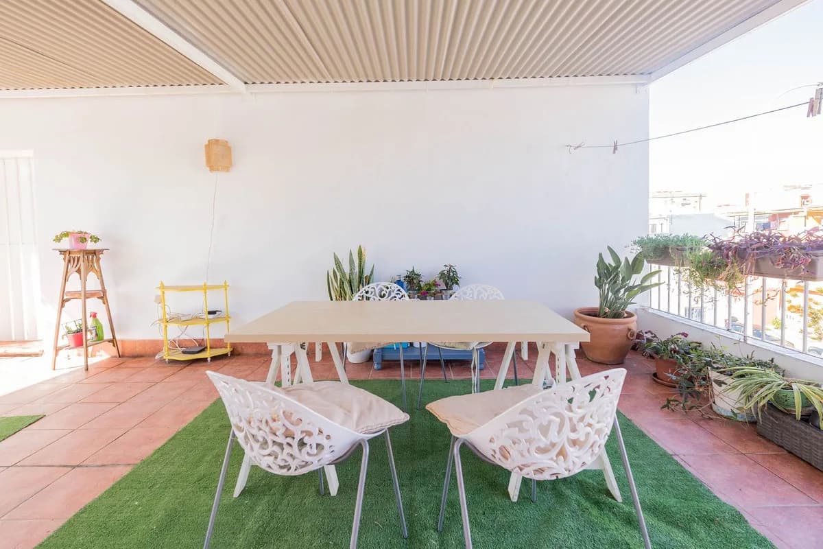 2 Bedroom Duplex for Sale in El Palo, Málaga - Image 7