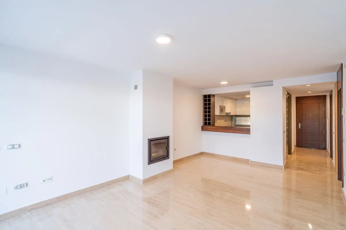 3 Bedroom Ground Floor Apartment for Sale in La Cala de Mijas, Málaga - Image 7