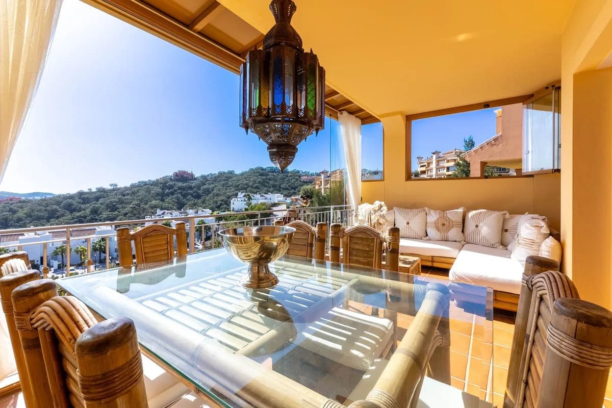 4 Bedroom Duplex for Sale in La Mairena, Málaga - Image 9