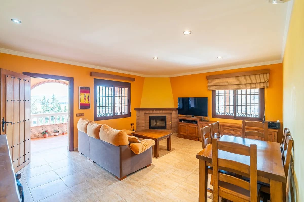 5 Bedroom Detached Villa for Sale in Mijas, Málaga - Image 8