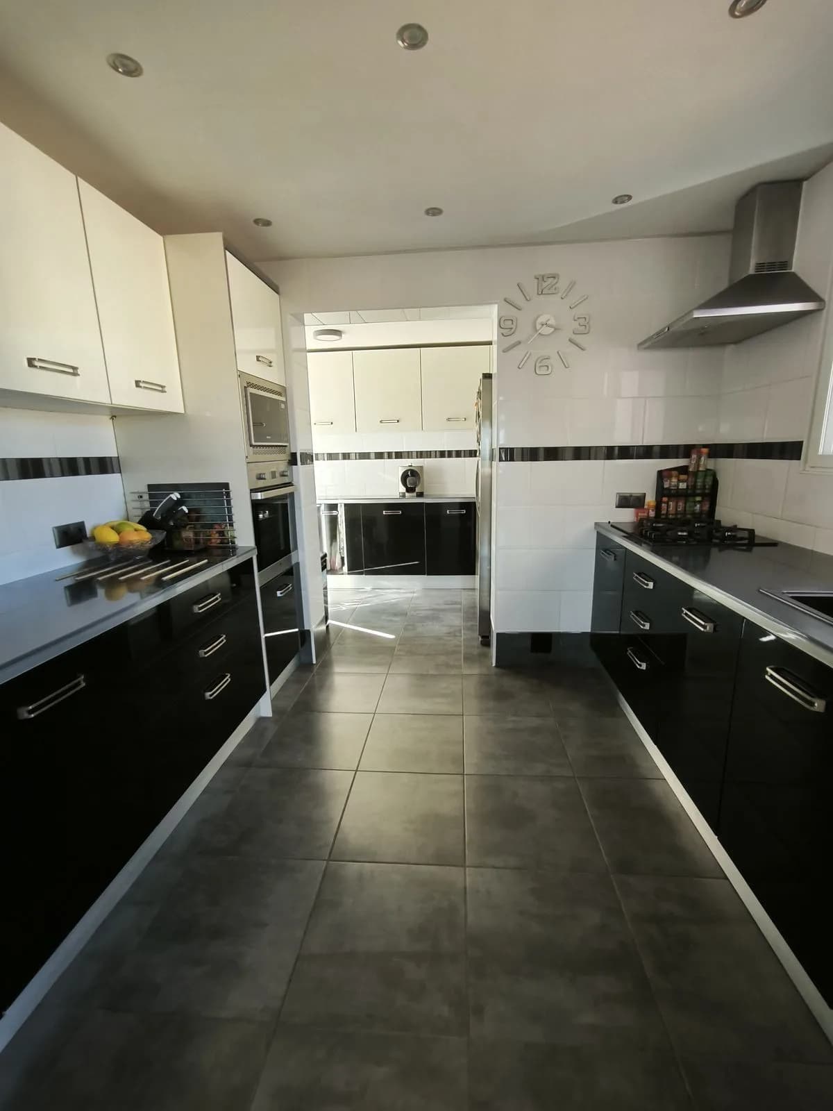 5 Bedroom Detached Villa for Sale in Cerros del Aguila, Málaga - Image 8