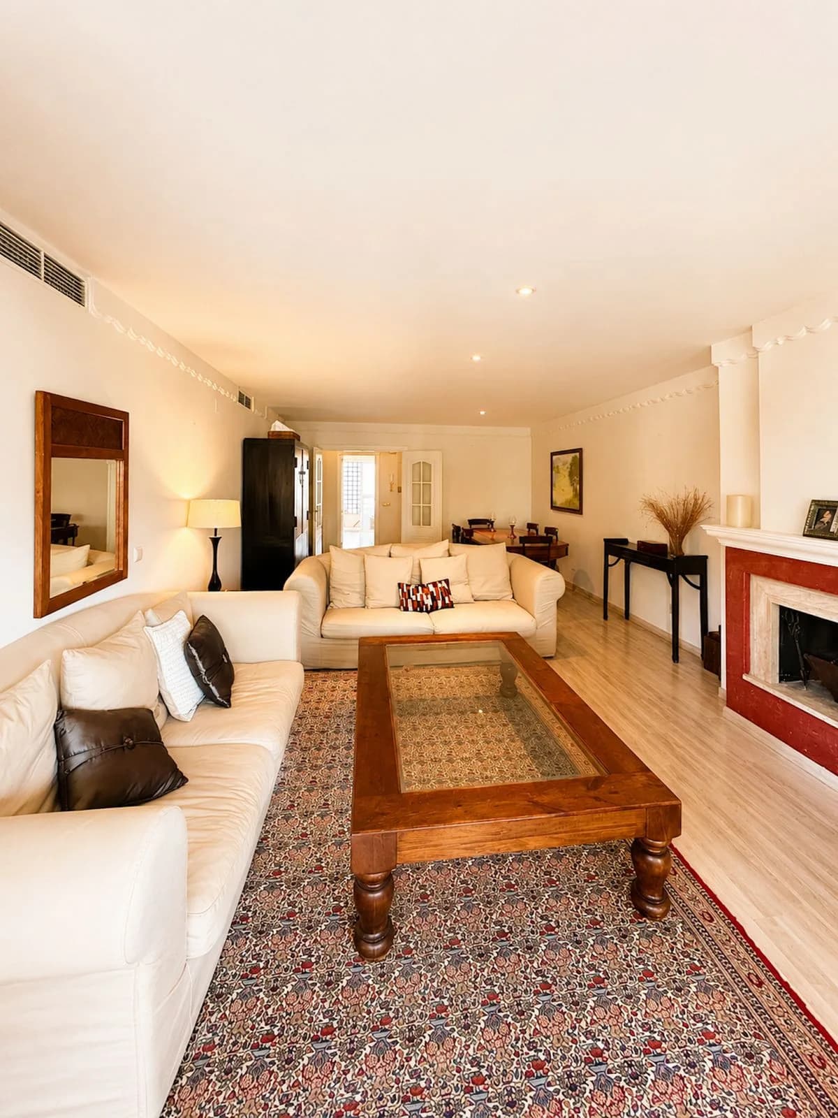 3 Bedroom Middle Floor Apartment for Sale in Guadalmina Baja, Málaga - Image 9