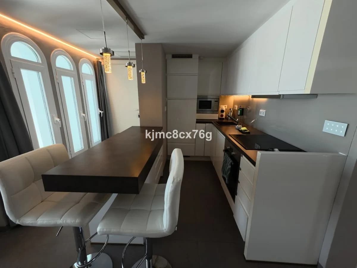 1 Bedroom Penthouse for Sale in Mijas Costa, Málaga - Image 6