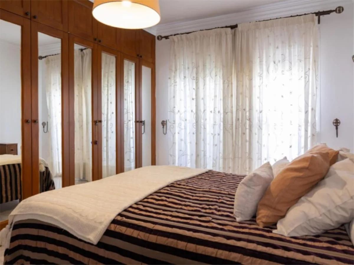 3 Bedroom Detached Villa for Sale in Marbella, Málaga - Image 6