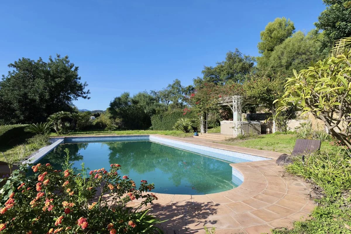 6 Bedroom Detached Villa for Sale in La Zagaleta, Málaga - Image 3