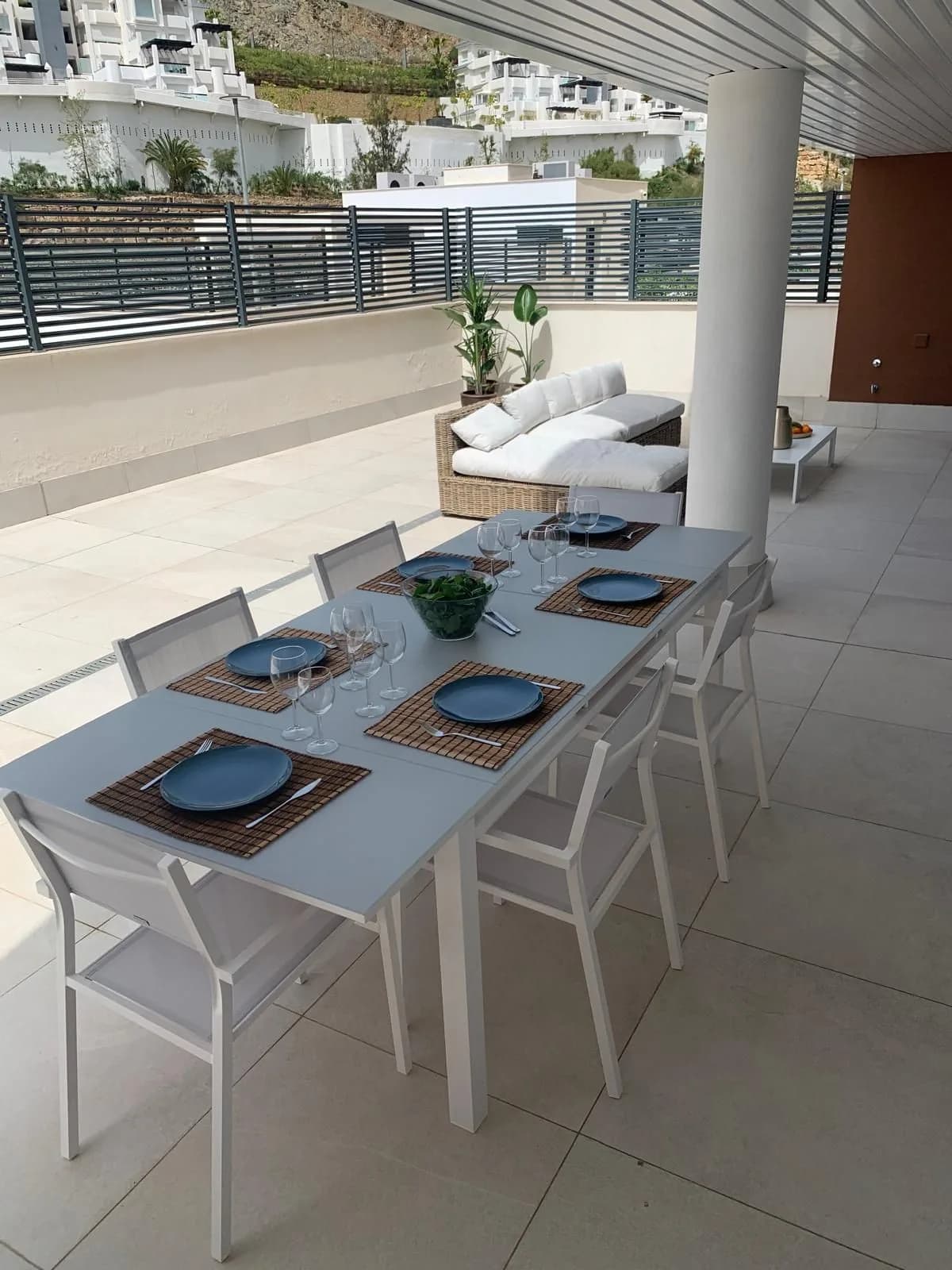 3 Bedroom Ground Floor Apartment for Sale in La Quinta, Málaga - Image 5