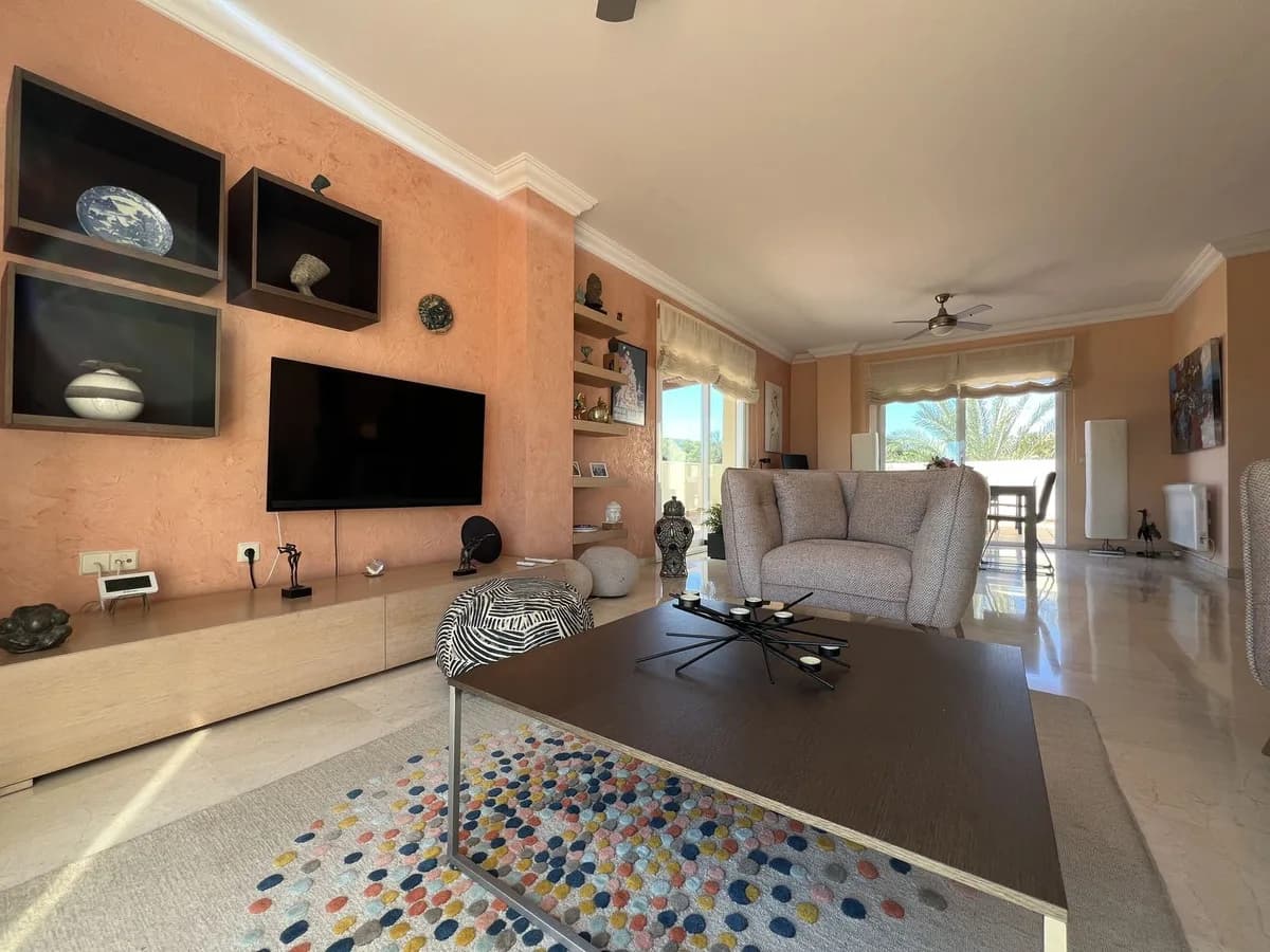 3 Bedroom Penthouse for Sale in La Cala Hills, Málaga - Image 2