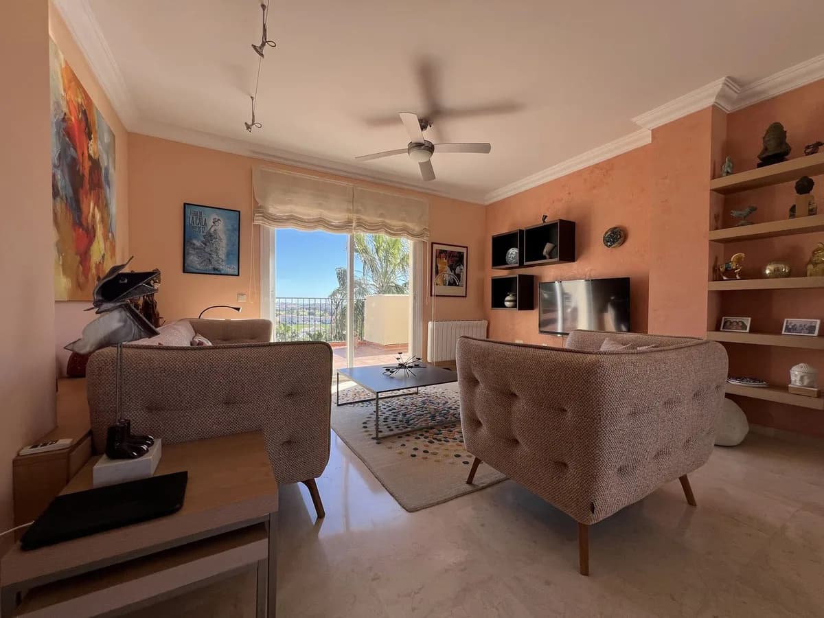 3 Bedroom Penthouse for Sale in La Cala Hills, Málaga - Image 4