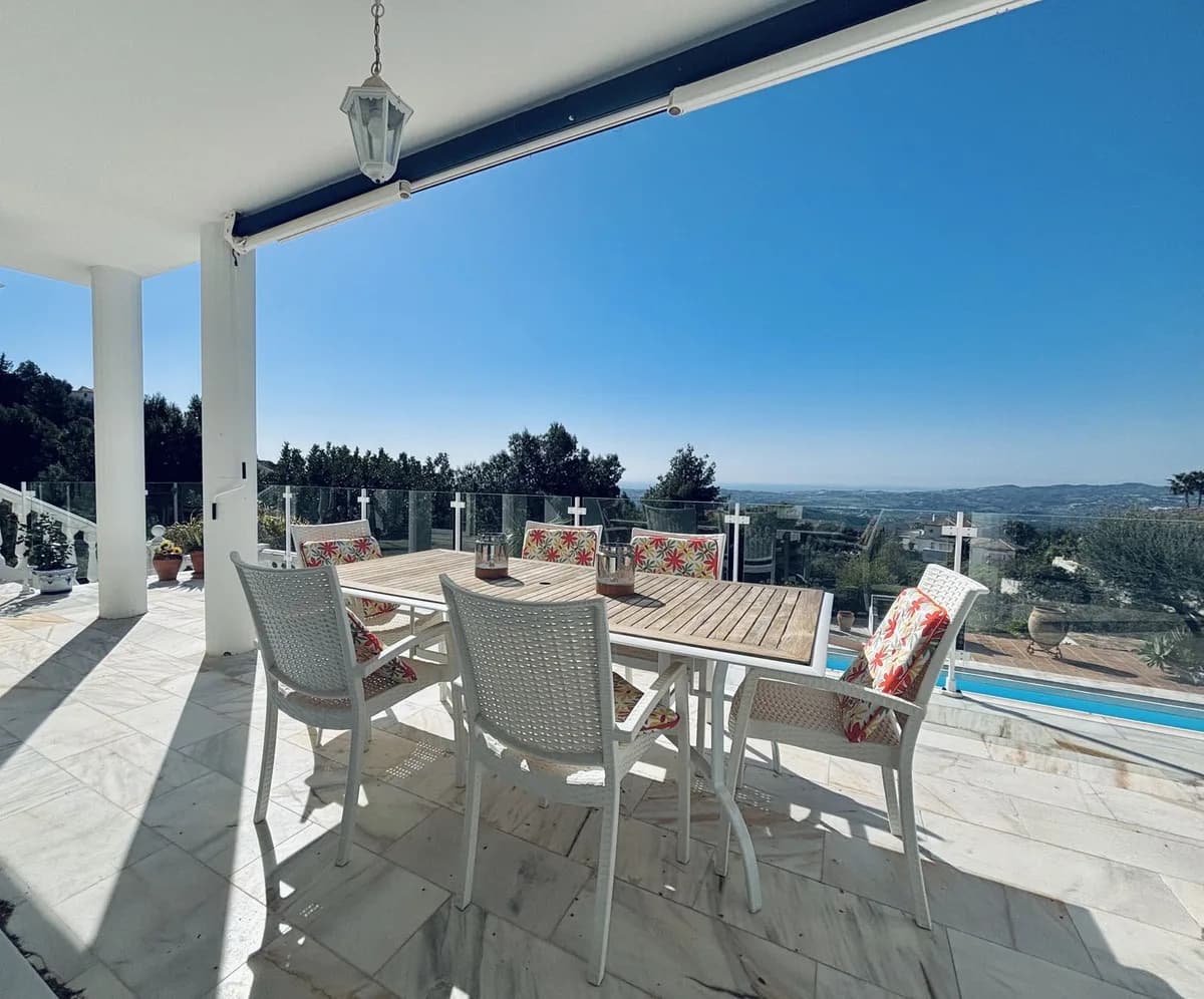5 Bedroom Detached Villa for Sale in Valtocado, Málaga - Image 8
