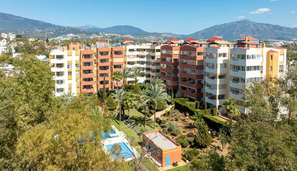 2 Bedroom Penthouse for Sale in Atalaya, Málaga