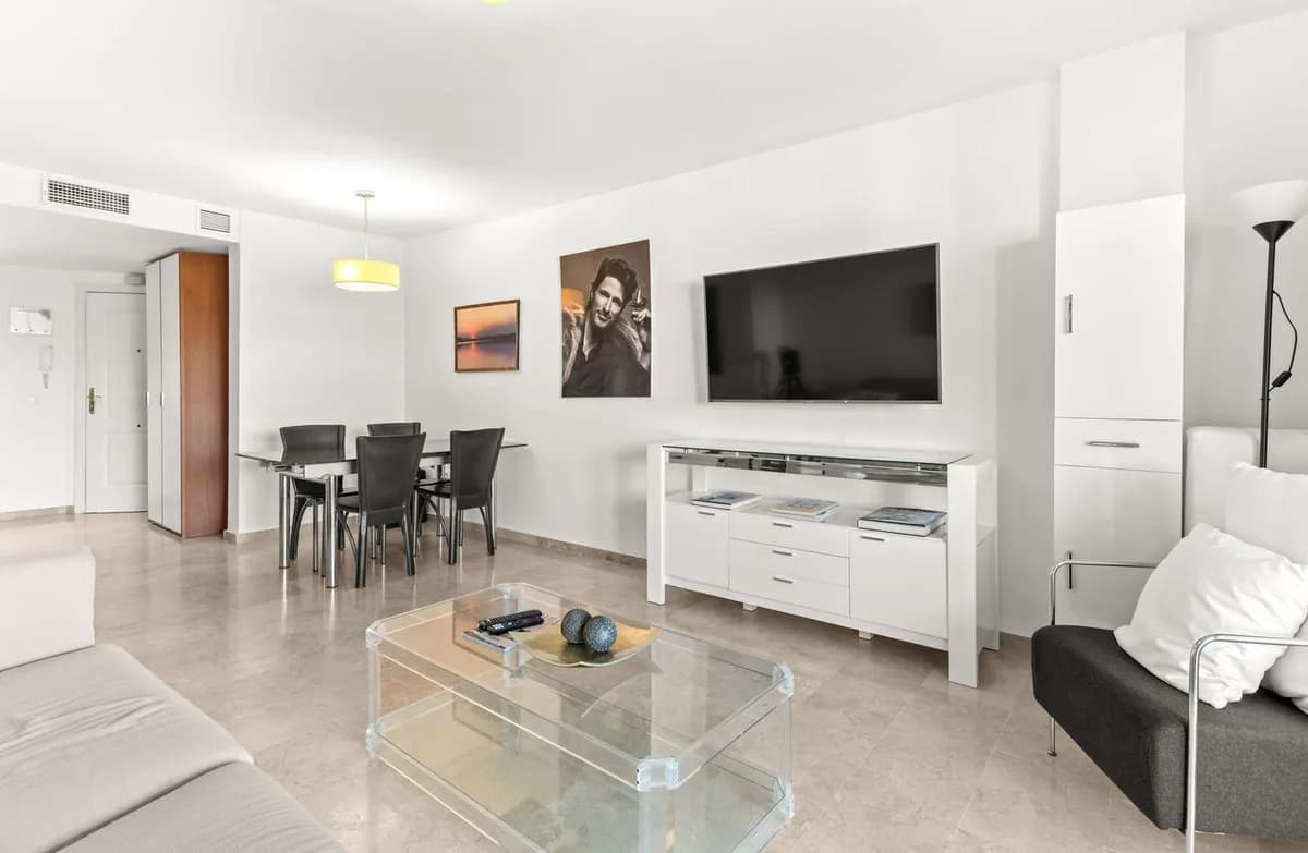 2 Bedroom Penthouse for Sale in Atalaya, Málaga - Image 6