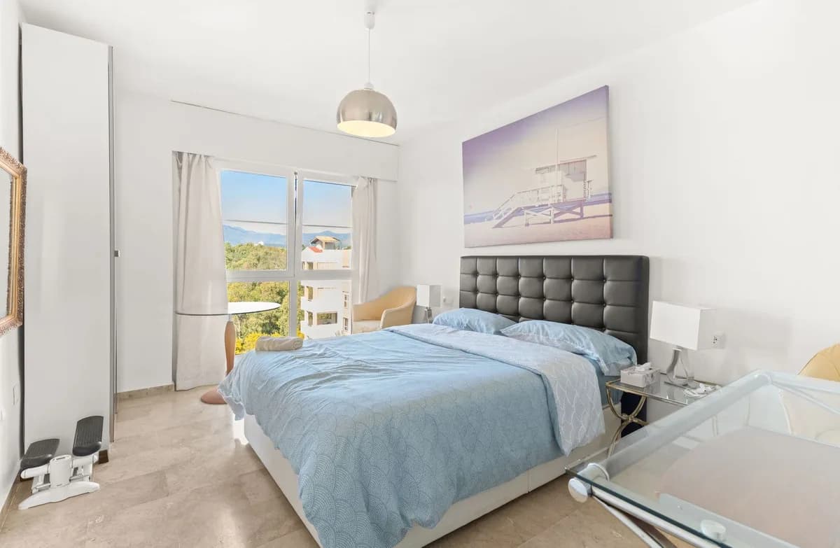 2 Bedroom Penthouse for Sale in Atalaya, Málaga - Image 7