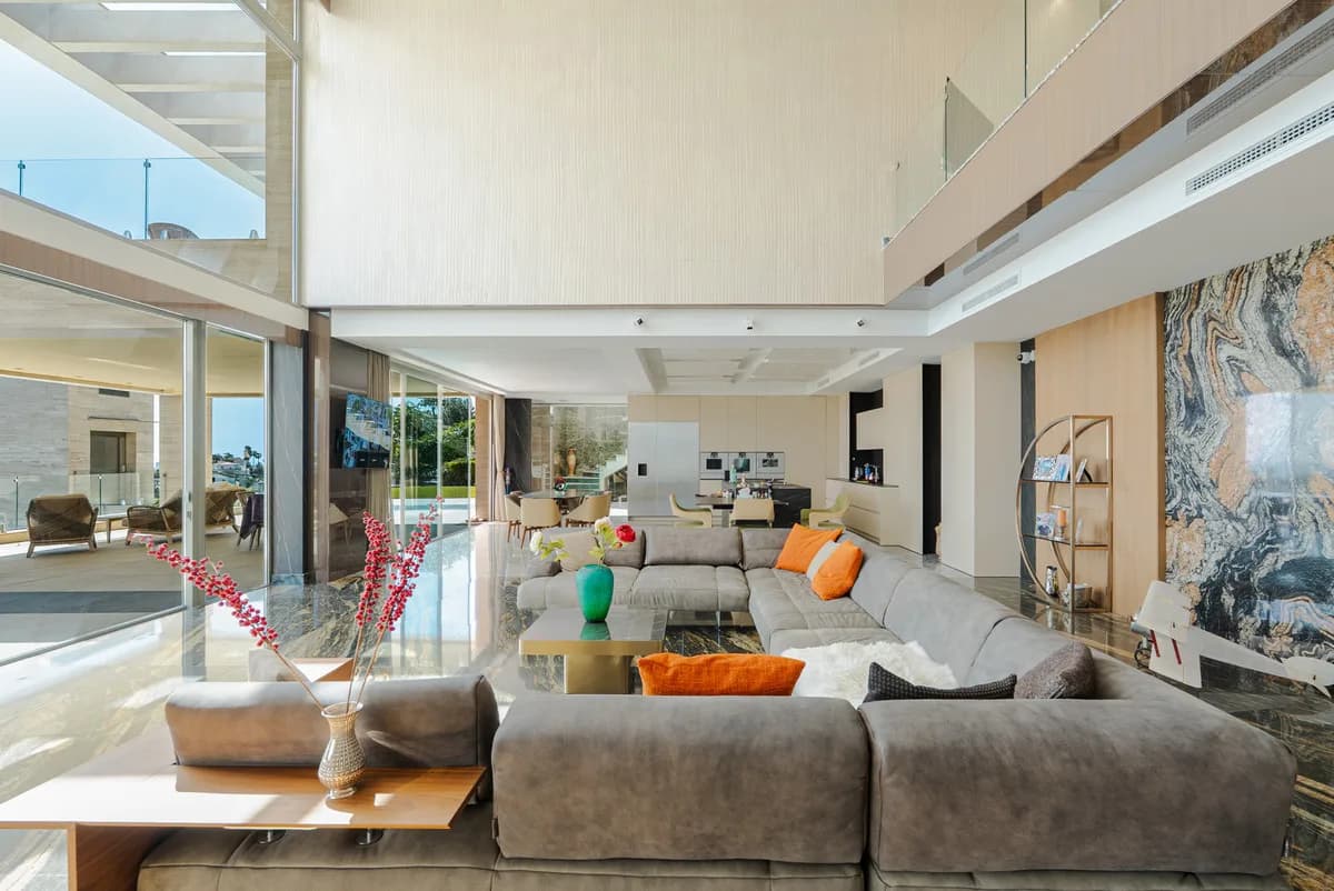 5 Bedroom Detached Villa for Sale in Benahavís, Málaga - Image 6