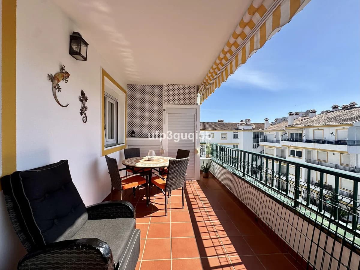 2 Bedroom Top Floor Apartment for Sale in La Cala de Mijas, Málaga - Image 8