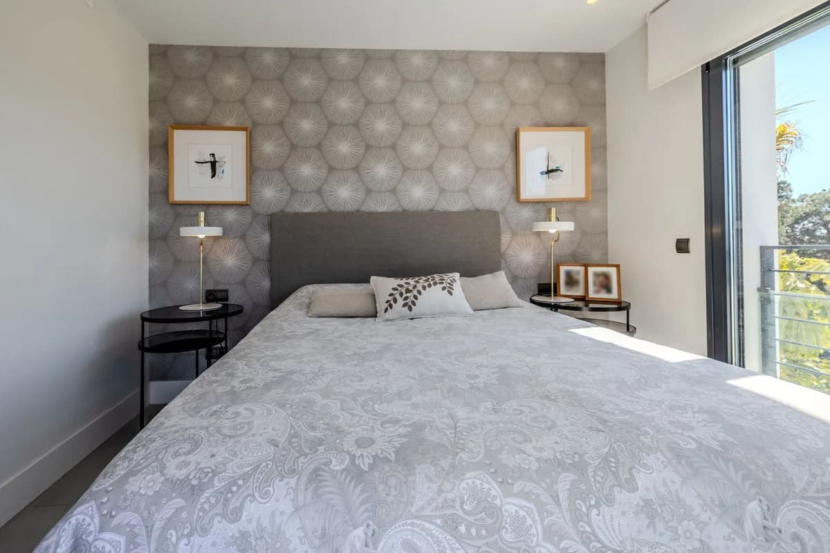 4 Bedroom Detached Villa for Sale in Selwo, Málaga - Image 4