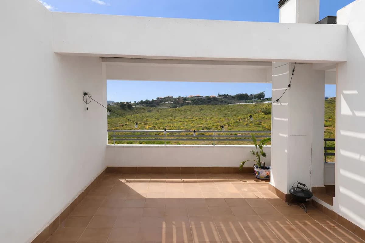 2 Bedroom Penthouse Duplex for Sale in La Cala de Mijas, Málaga - Image 7