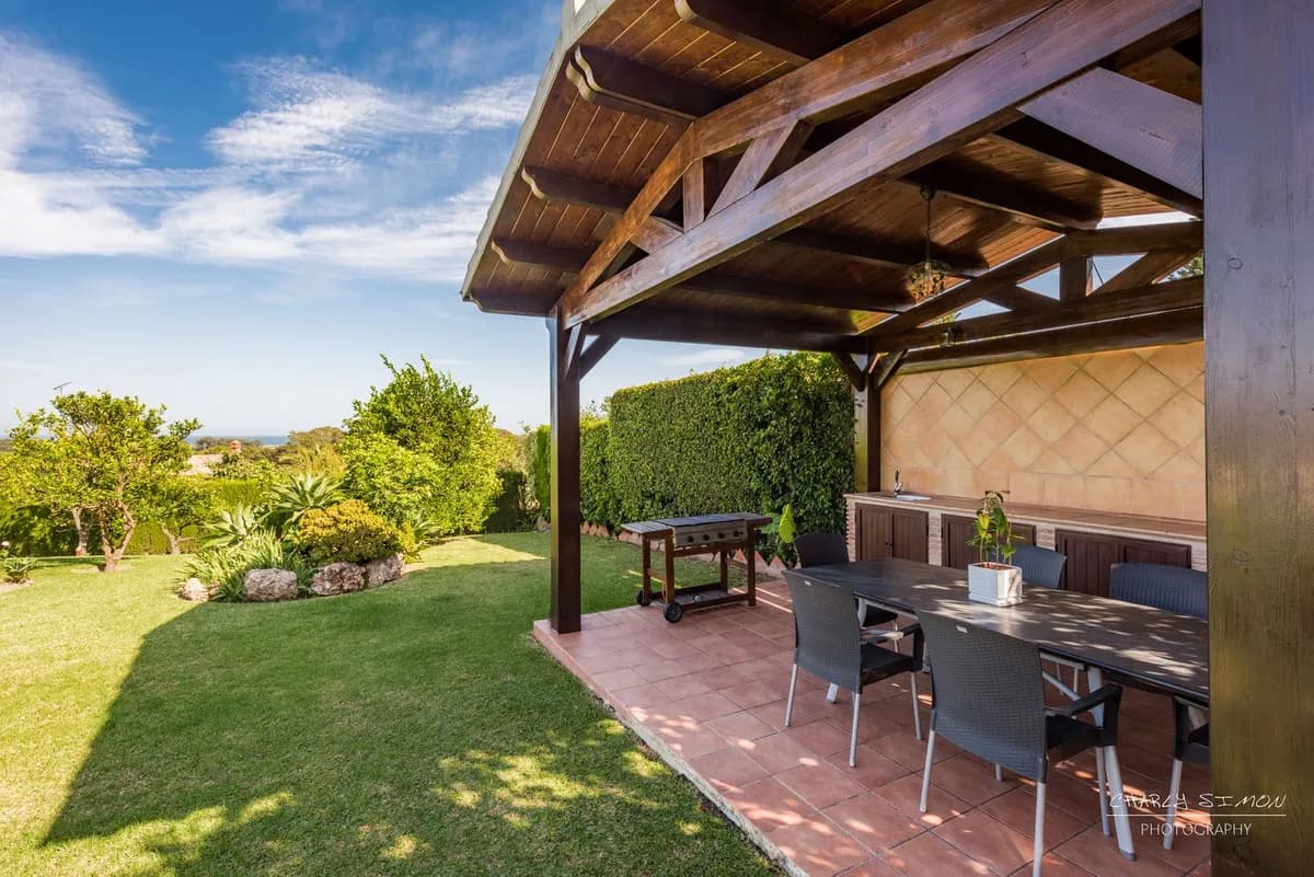 6 Bedroom Detached Villa for Sale in Churriana, Málaga - Image 4