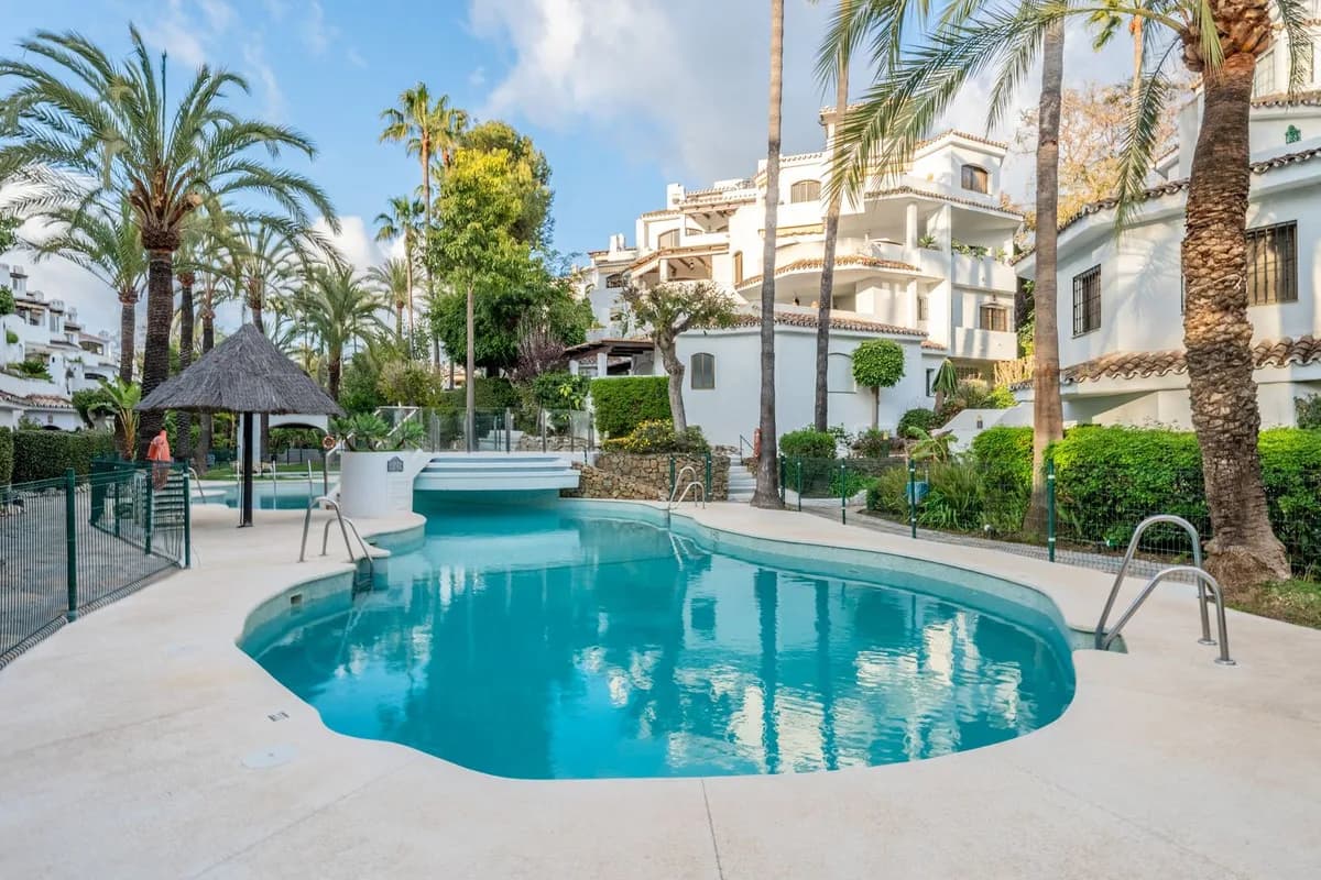 2 Bedroom Penthouse for Sale in Elviria, Málaga
