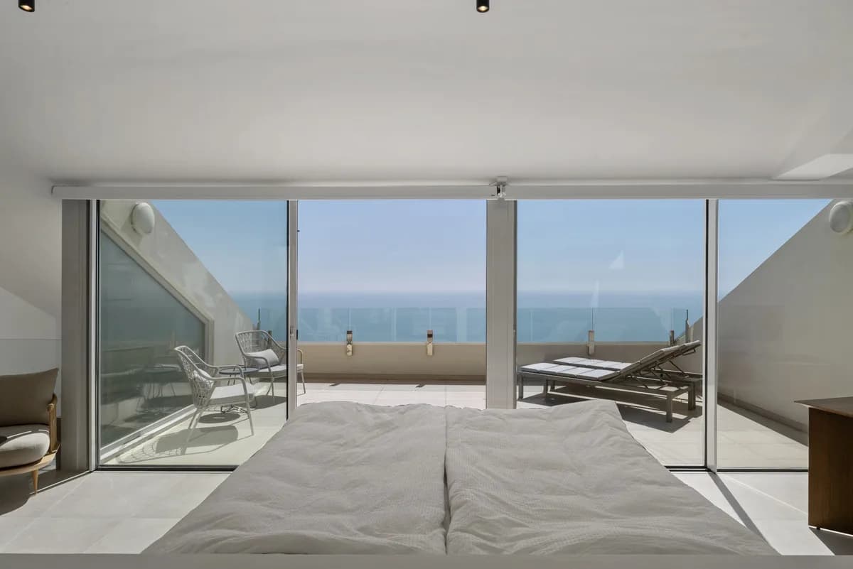 3 Bedroom Penthouse for Sale in Benalmadena, Málaga - Image 8