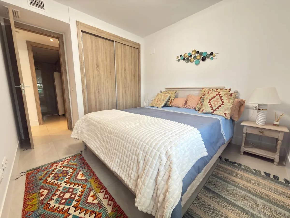 3 Bedroom Ground Floor Apartment for Sale in San Roque, Cádiz - Image 5