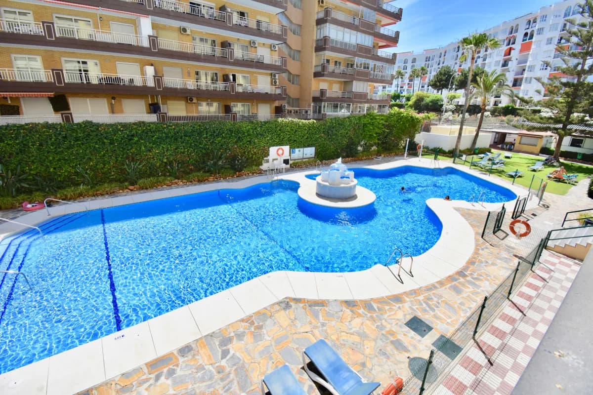 1 Bedroom Penthouse for Sale in Los Boliches, Málaga - Image 6
