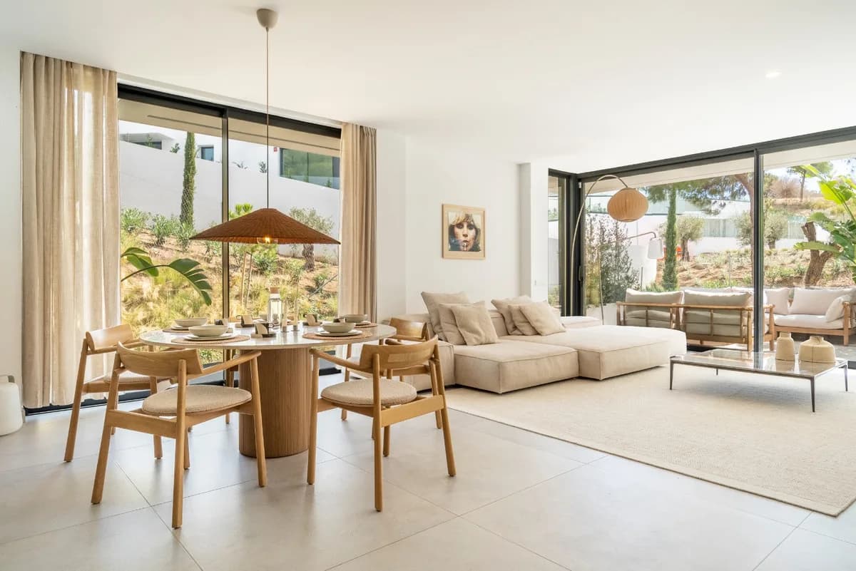 3 Bedroom Penthouse Duplex for Sale in Marbella, Málaga - Image 7