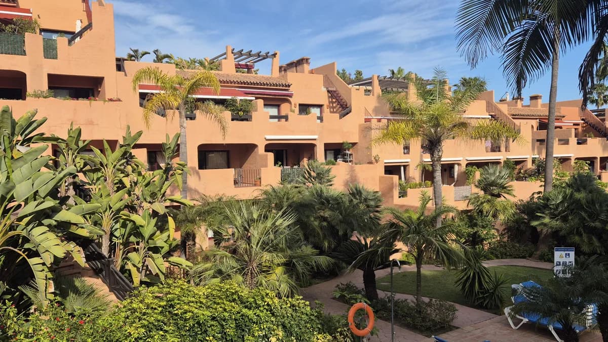 2 Bedroom Ground Floor Apartment for Sale in Los Flamingos, Málaga - Image 7