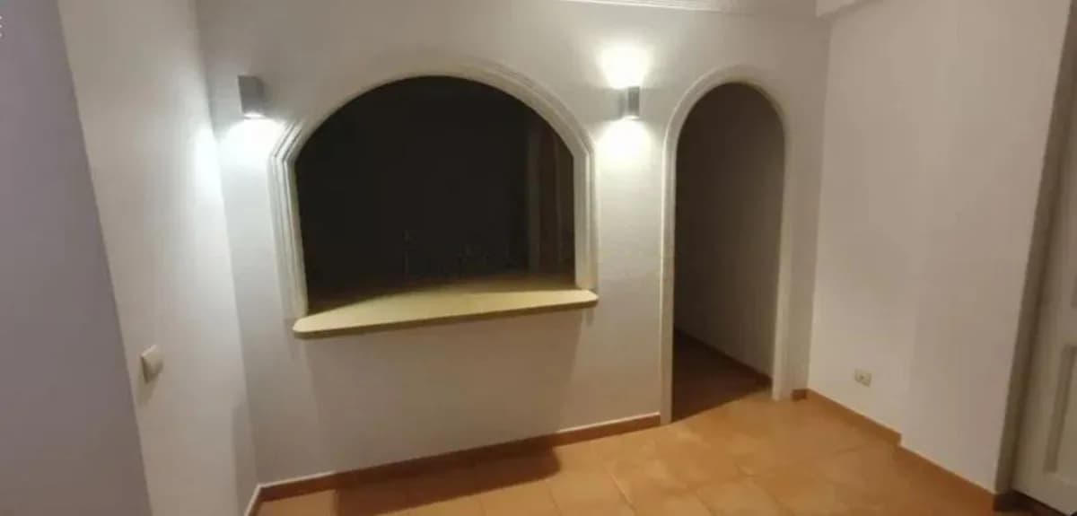 3 Bedroom Ground Floor Apartment for Sale in Estepona, Málaga - Image 9