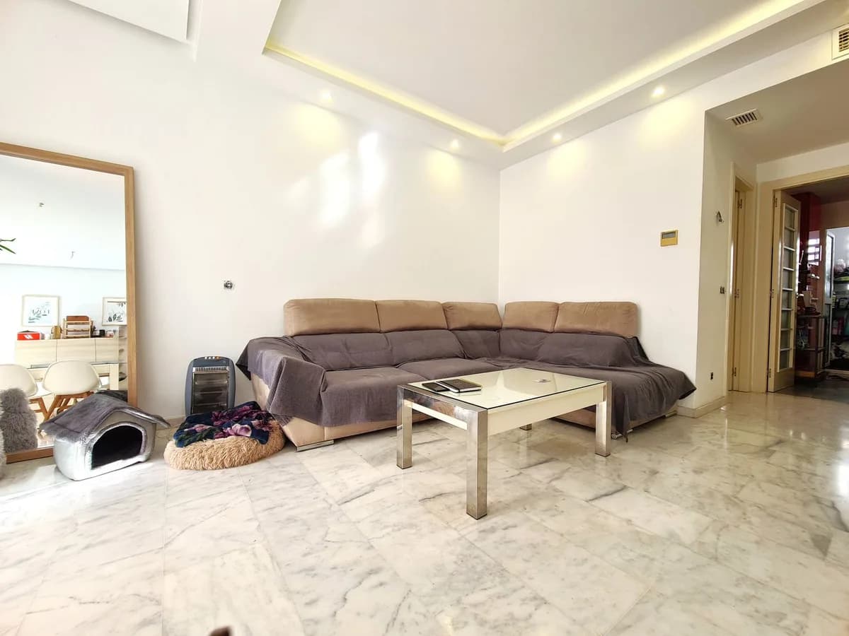 3 Bedroom Ground Floor Apartment for Sale in Estepona, Málaga - Image 9