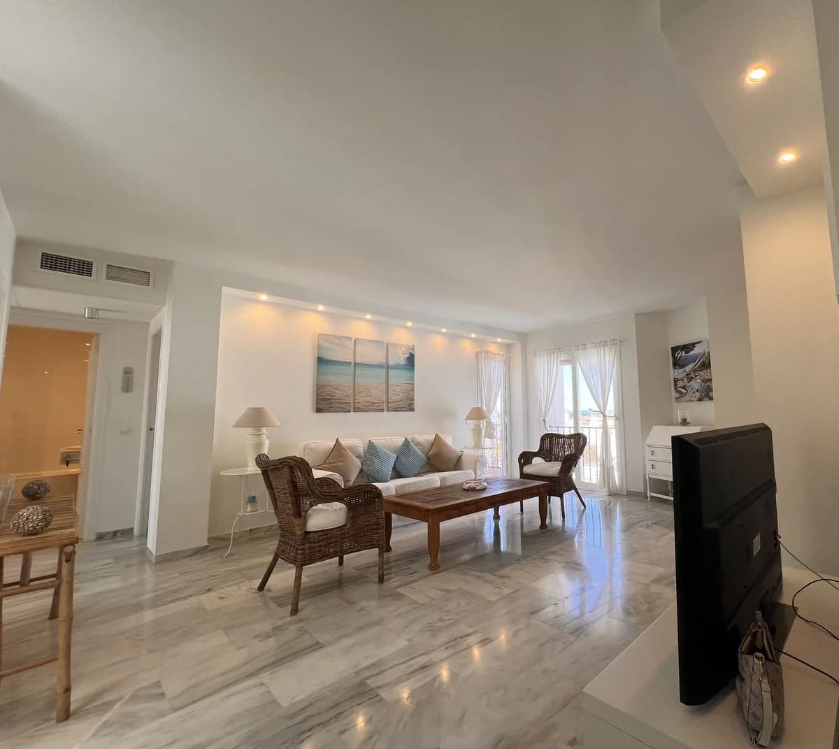 2 Bedroom Penthouse Duplex for Sale in Estepona, Málaga - Image 5