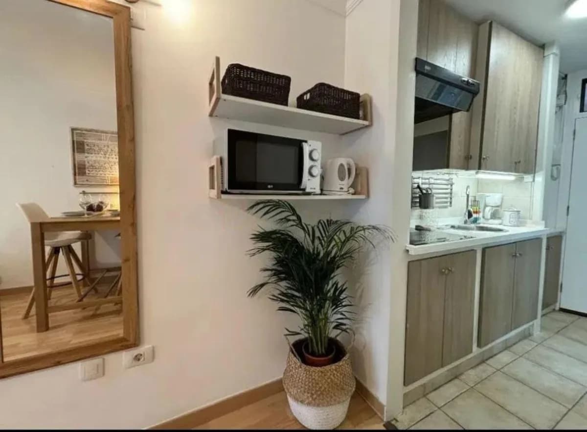 Ground Floor Studio for Sale in Estepona, Málaga - Image 3