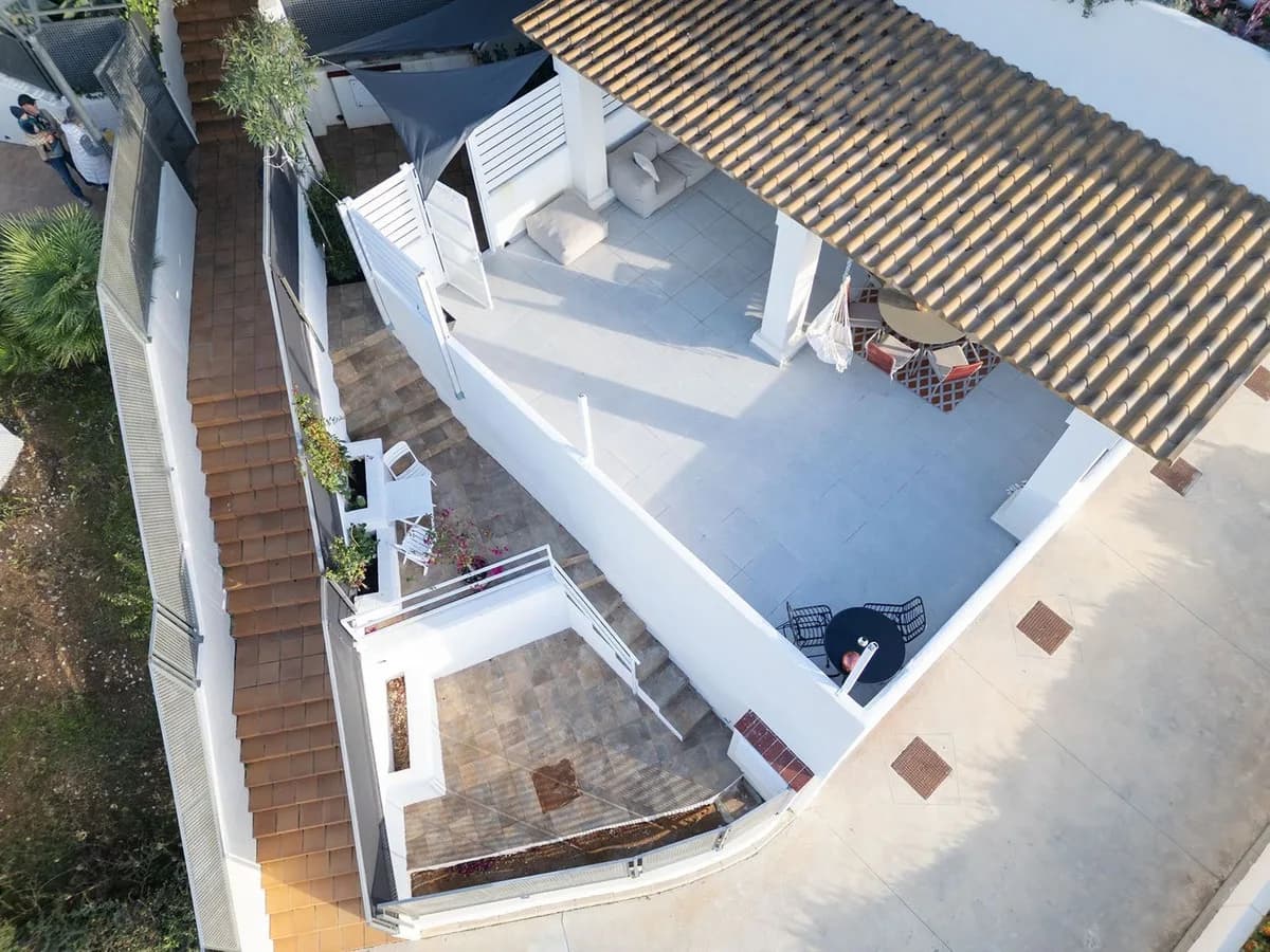 3 Bedroom Townhouse for Sale in La Mairena, Málaga - Image 7