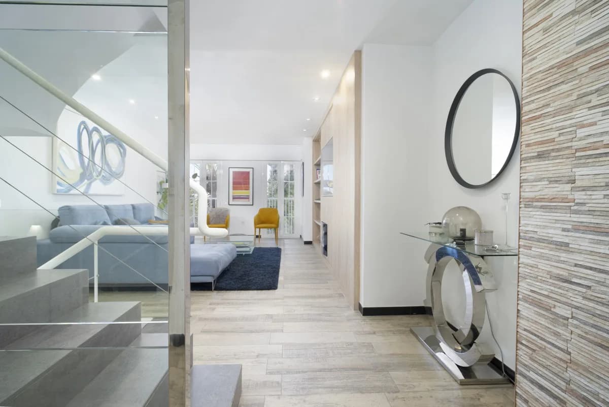 2 Bedroom Townhouse for Sale in Puerto Banús, Málaga - Image 5