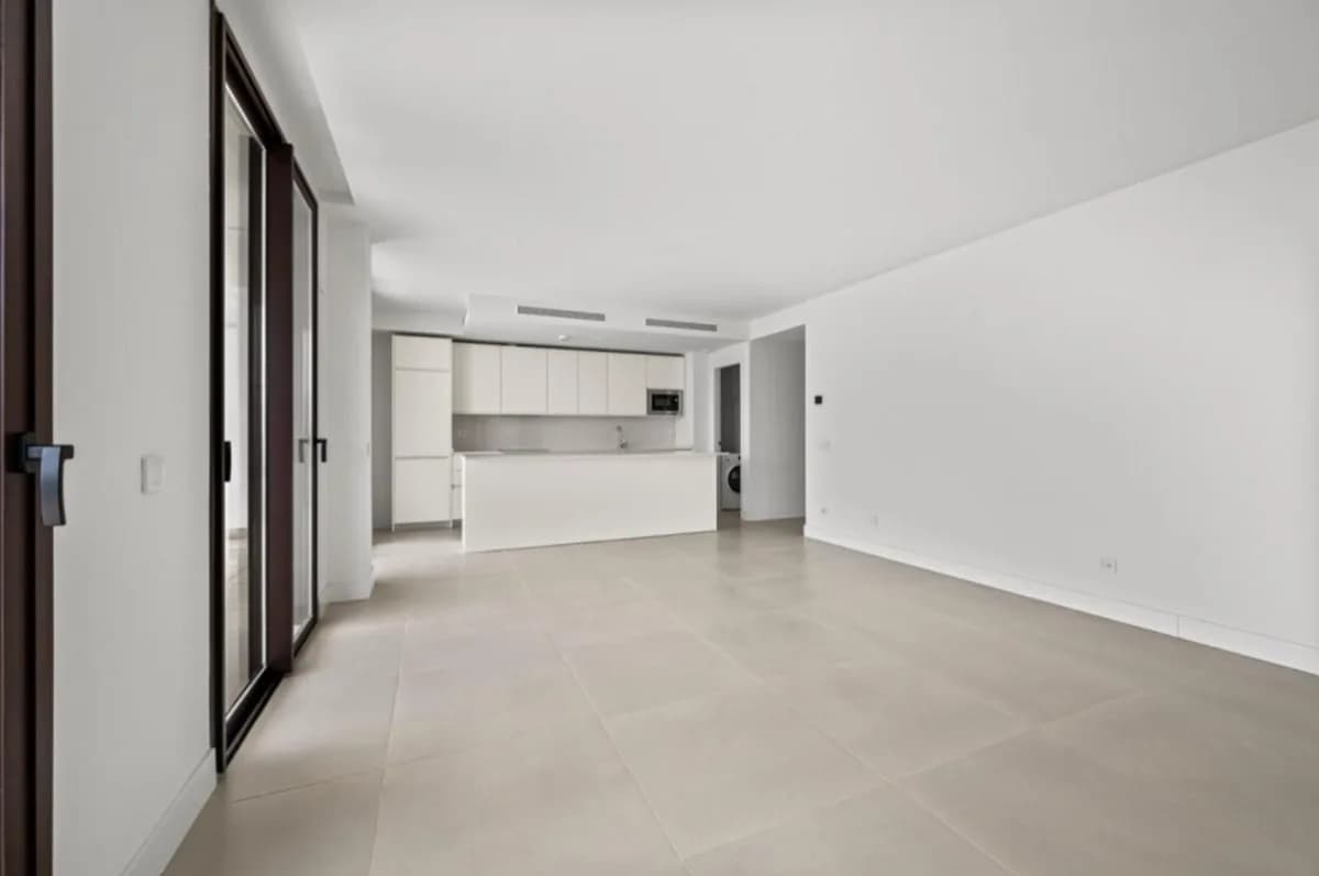 3 Bedroom Ground Floor Apartment for Sale in Fuengirola, Málaga - Image 5