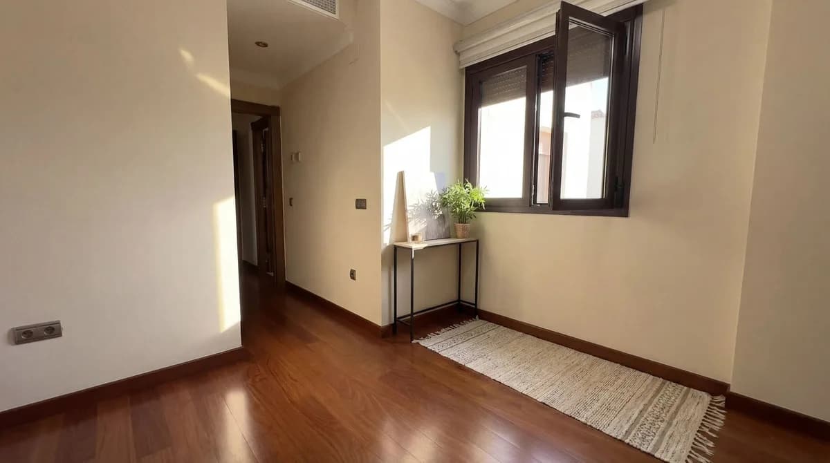 4 Bedroom Penthouse Duplex for Sale in Ronda, Málaga - Image 5