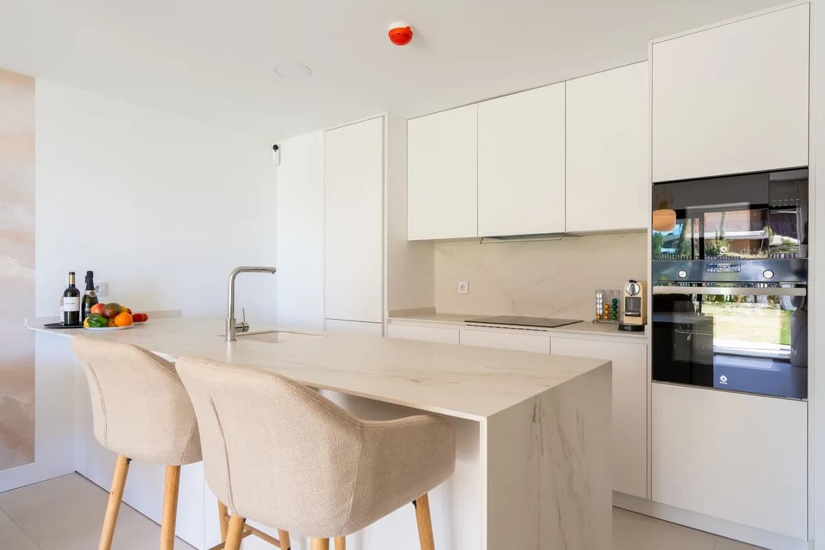 2 Bedroom Ground Floor Apartment for Sale in Fuengirola, Málaga - Image 5