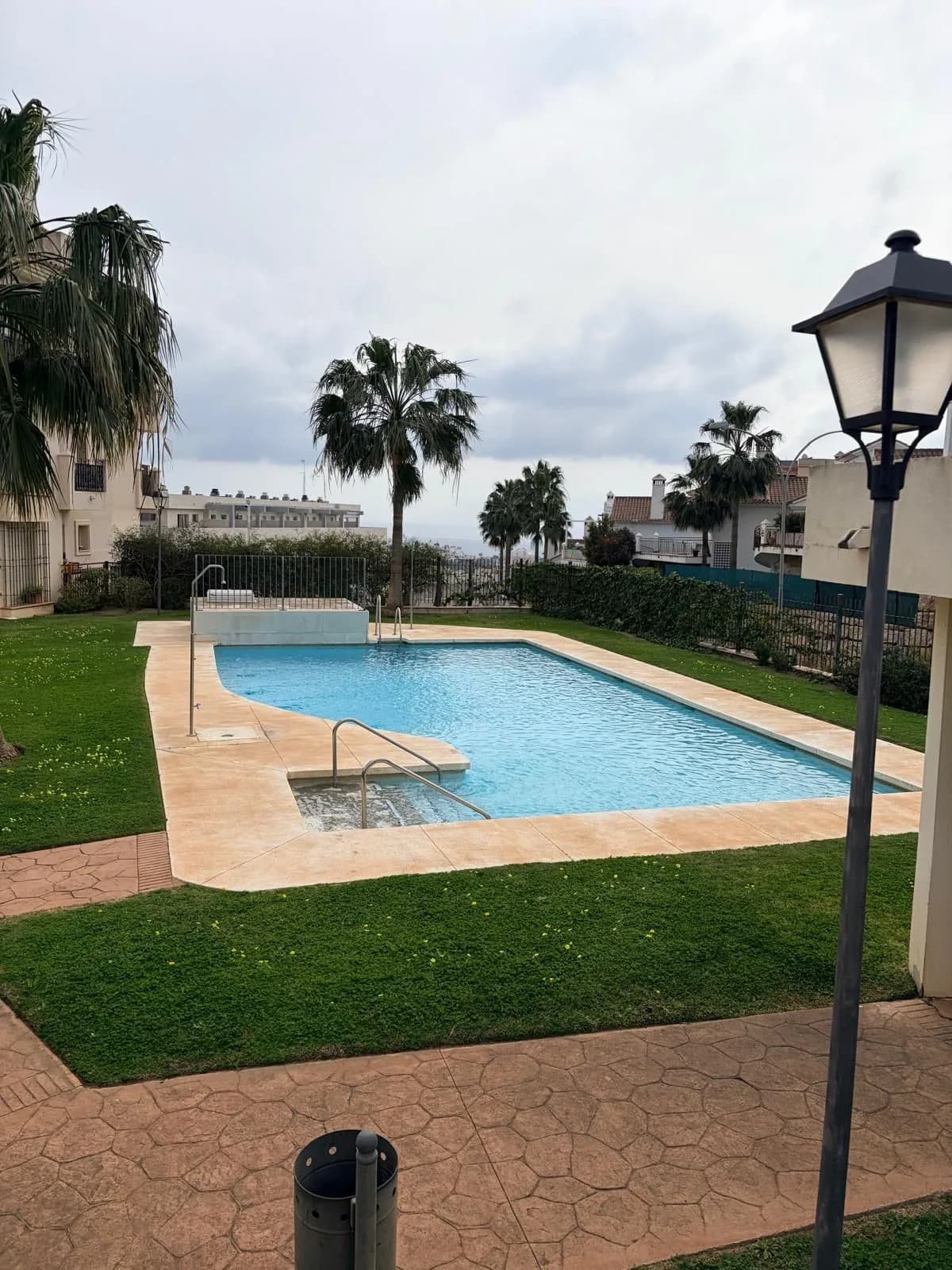 2 Bedroom Middle Floor Apartment for Sale in Mijas, Málaga - Image 2