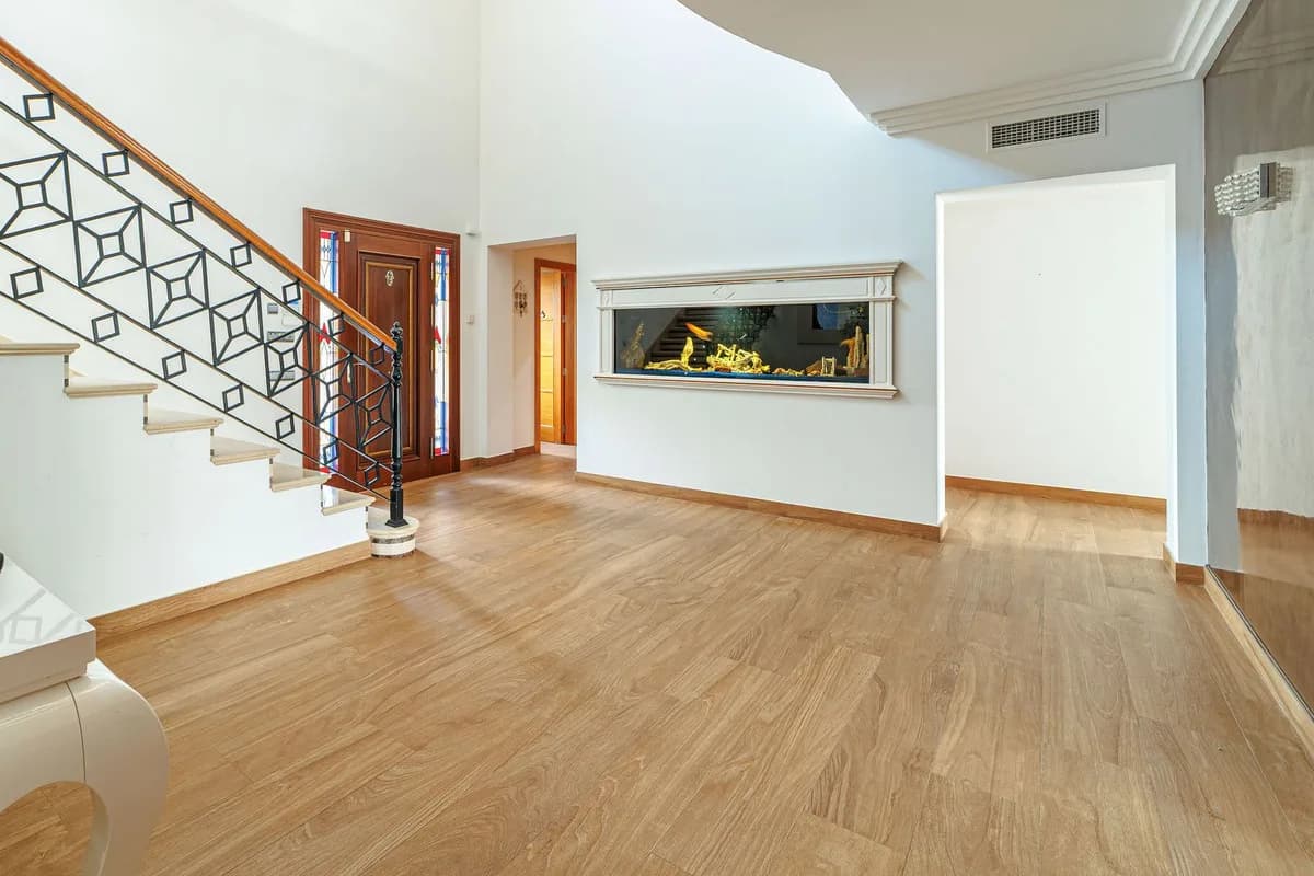 8 Bedroom Detached Villa for Sale in Marbella, Málaga - Image 6