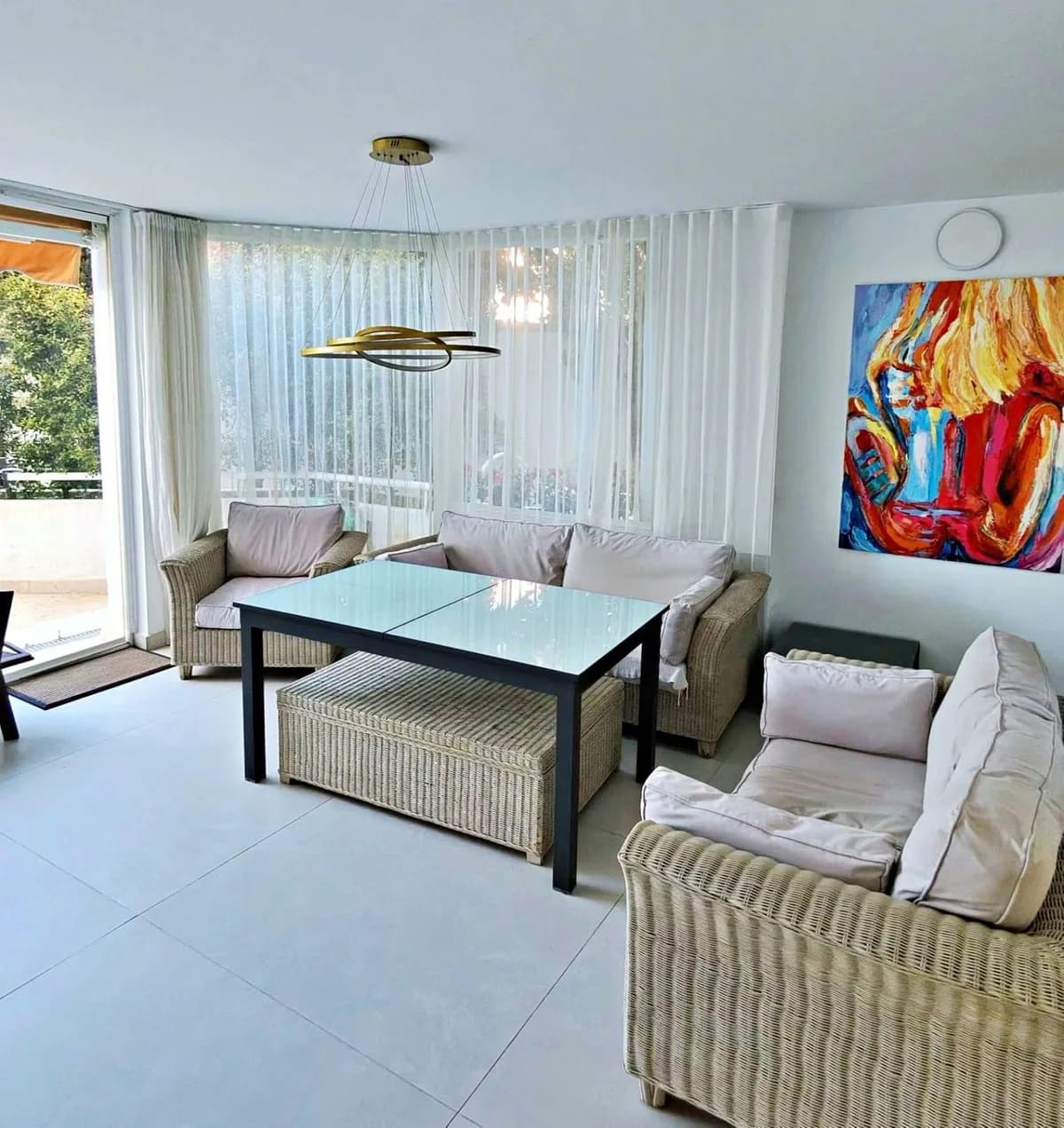 2 Bedroom Ground Floor Apartment for Sale in Puerto Banús, Málaga - Image 5