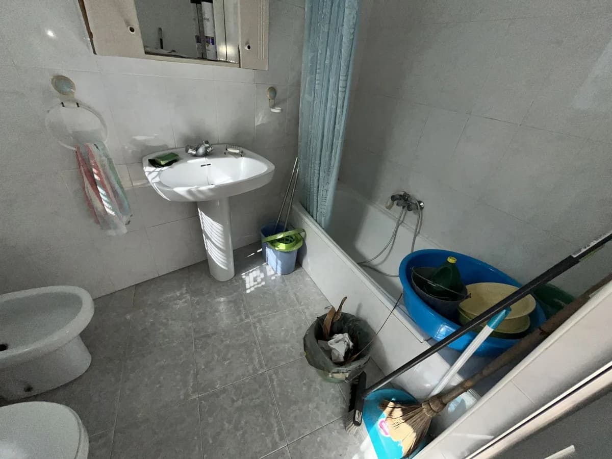 8 Bedroom Townhouse for Sale in Estepona, Málaga - Image 6