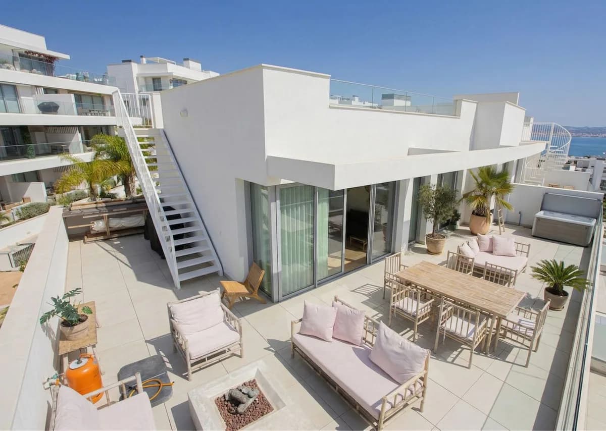 2 Bedroom Penthouse for Sale in Mijas, Málaga - Image 4