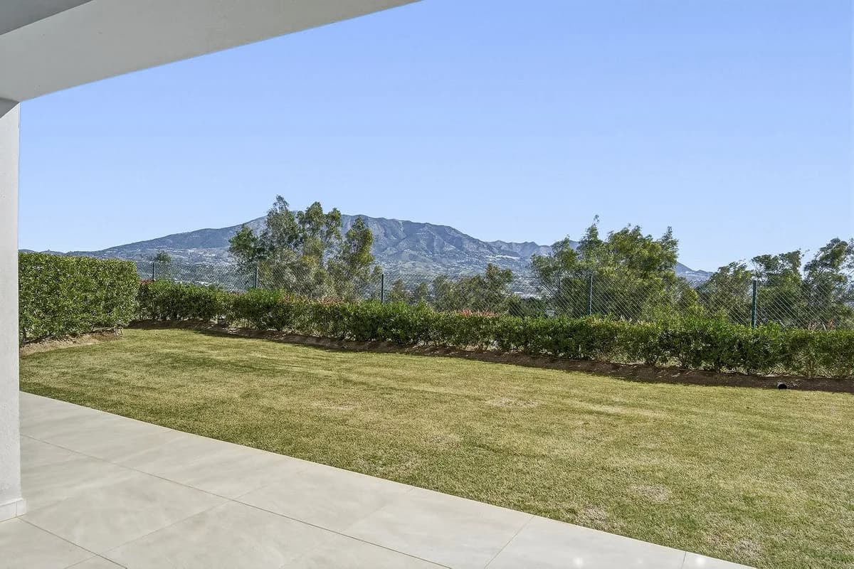 3 Bedroom Ground Floor Apartment for Sale in La Cala Golf, Málaga - Image 7