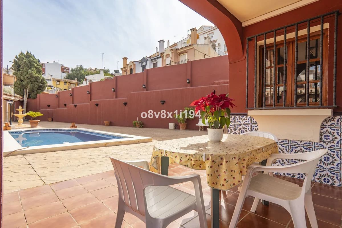 7 Bedroom Detached Villa for Sale in Ciudad Jardín, Málaga - Image 4