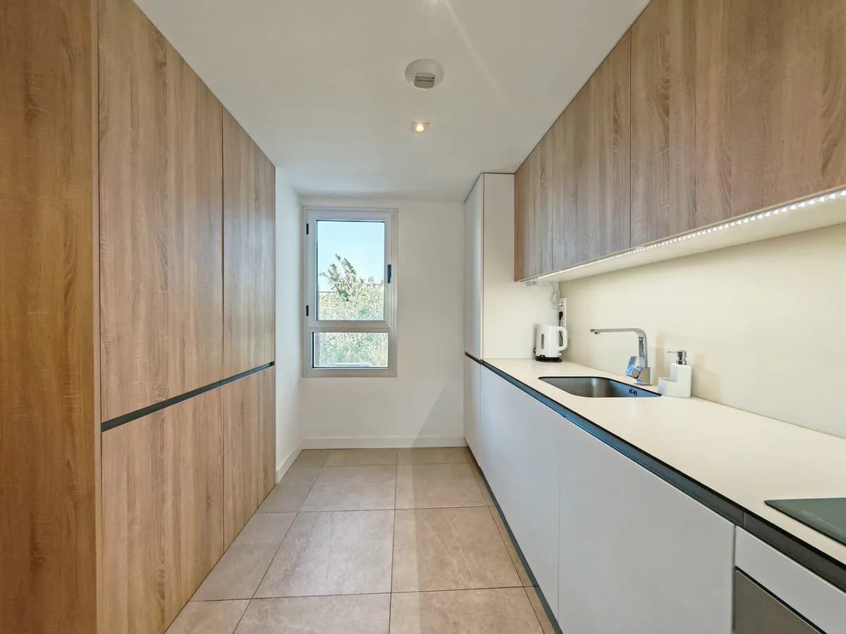 2 Bedroom Middle Floor Apartment for Sale in La Cala Golf, Málaga - Image 5