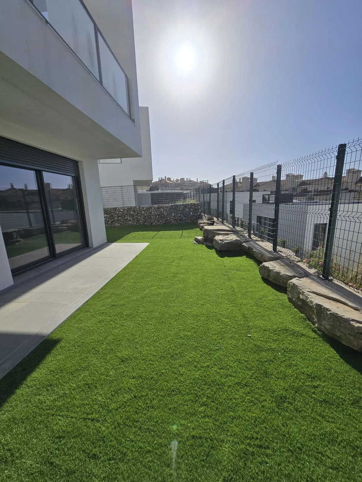 3 Bedroom Semi-Detached House for Sale in Riviera del Sol, Málaga - Image 8
