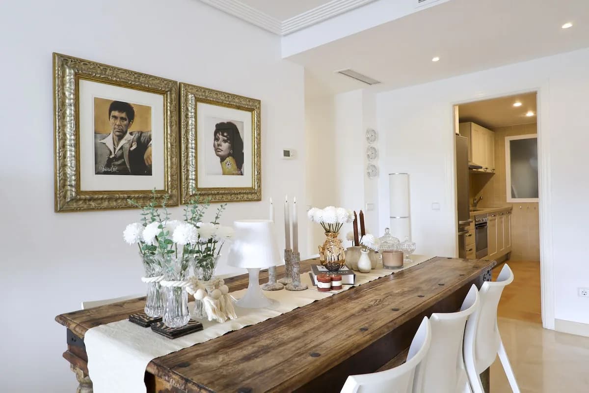3 Bedroom Middle Floor Apartment for Sale in Los Arqueros, Málaga - Image 5
